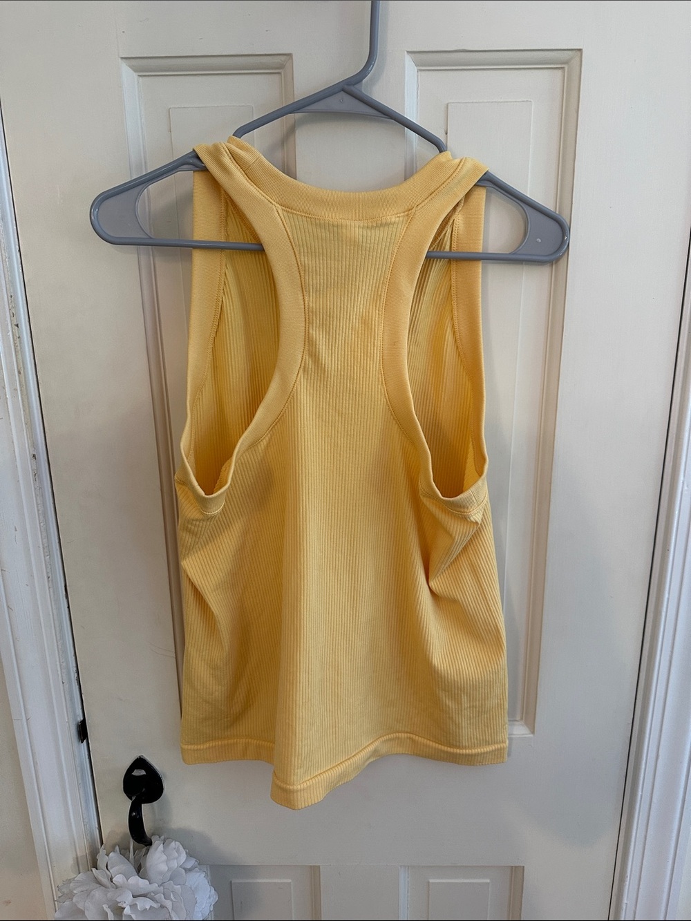 Yellow Ribbed athletic Top - Picture 2 of 3